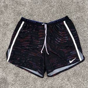 Nike Run Division Stride DM4767-550 Lined Running Shorts 5” Men’s Size Medium